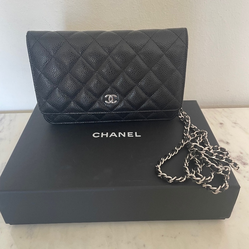 CHANEL Classic Wallet on Chain - BLACK - Crossbody